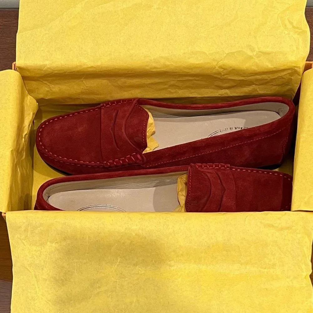 NIB Tod's Gommino Suede Loafers - Picture 3 of 15